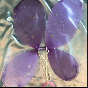 Purple one size wings